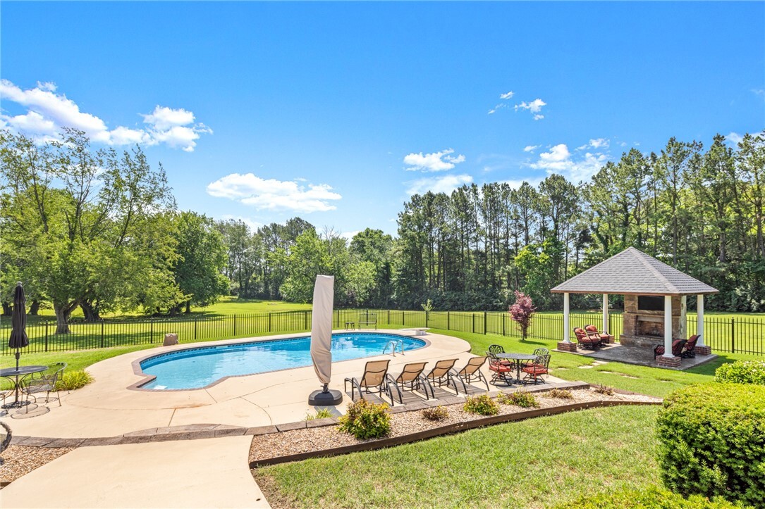 Property Photo: 6073 S Pack Lane AR 72758