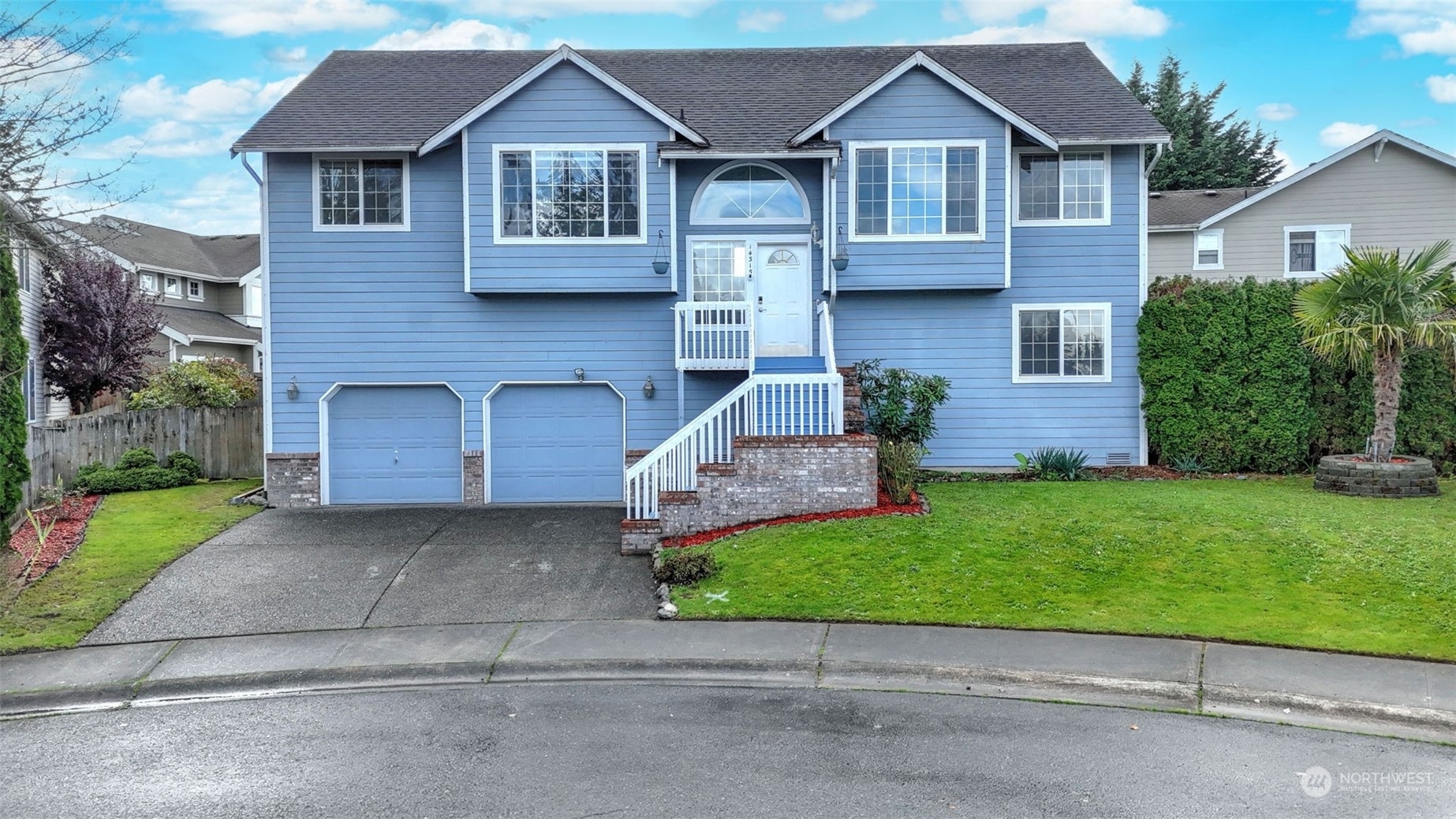 Property Photo:  14315 SE 282nd Street  WA 98042 