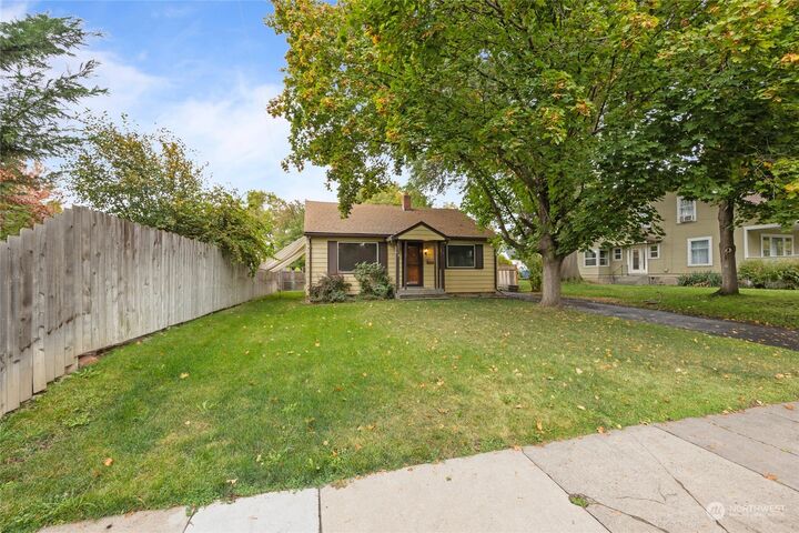 Property Photo:  1311  Walla Walla Avenue  WA 99362 