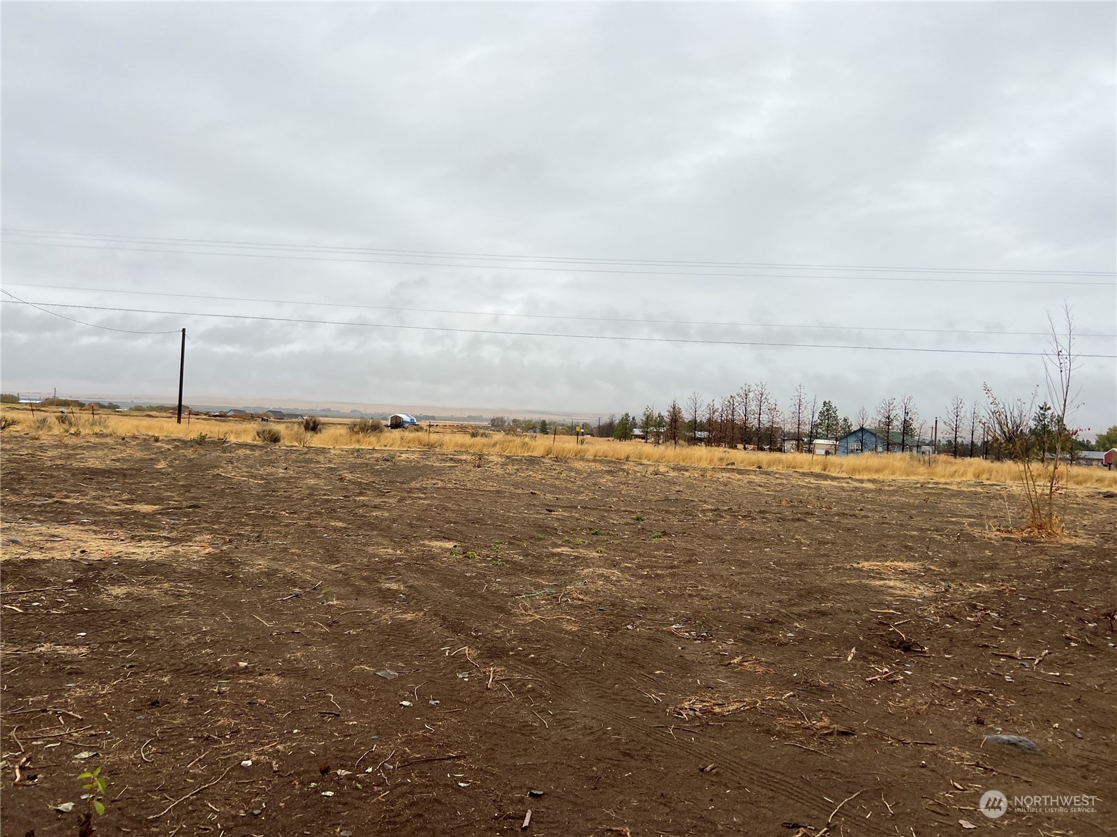 Property Photo:  8019 Road 10 NW  WA 98823 