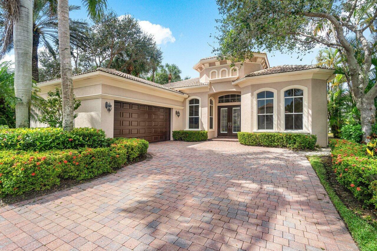 Property Photo:  101 Dalena Way  FL 33418 