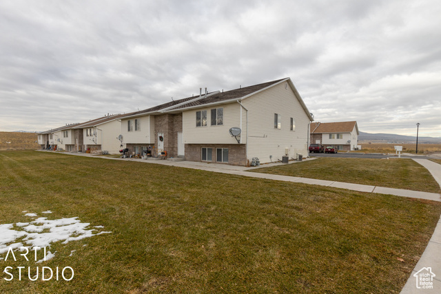 Property Photo:  1665 W 150 N D  UT 84337 