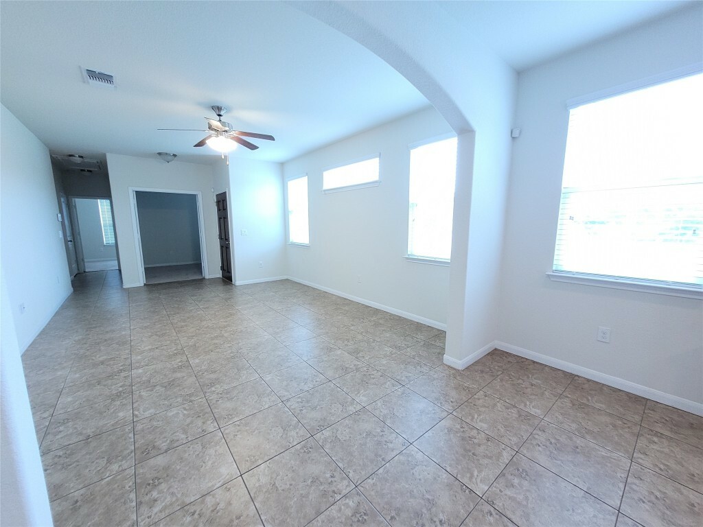 Property Photo:  711 Rolling Oak Dr. Drive 101  TX 78664 