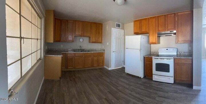Property Photo:  8638 N 8th Street  AZ 85020 