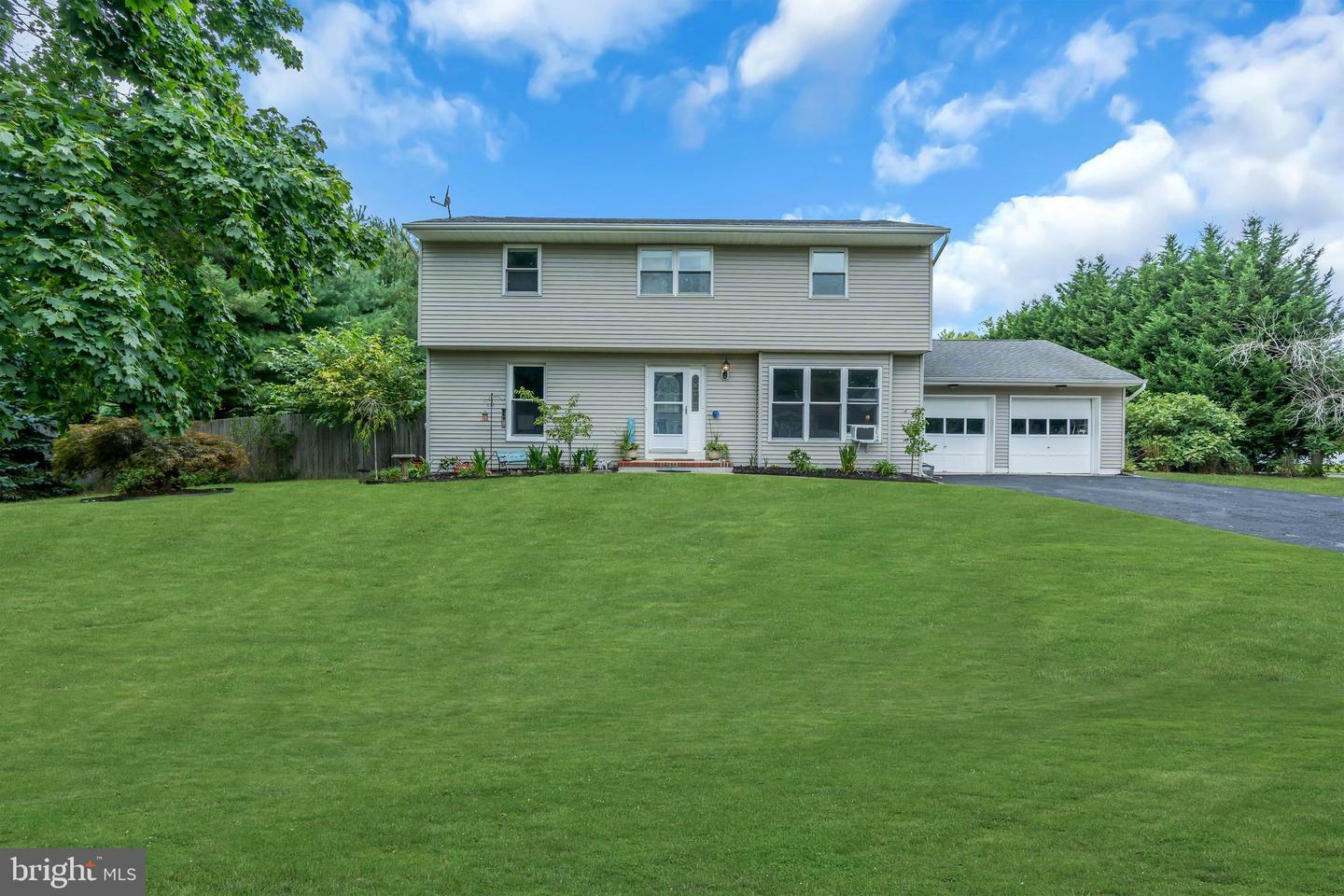 Property Photo:  1220 Concord Drive  NJ 08724 