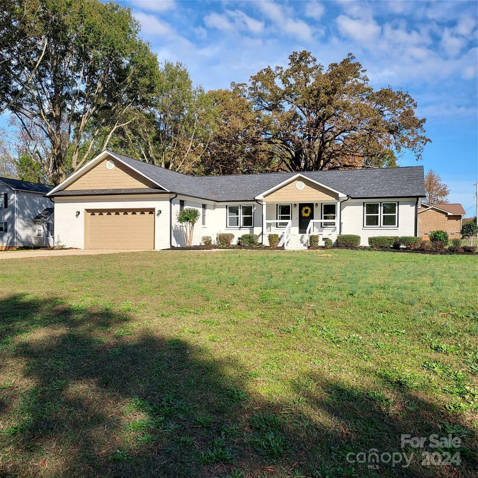 Property Photo:  4915 Christopher Run Drive  NC 28112 