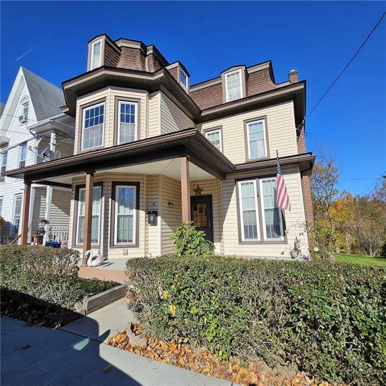 Property Photo:  6 North Street  PA 18080 