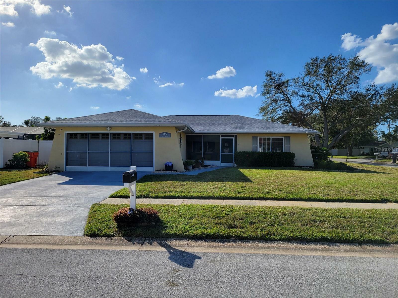 9164 118th Way  Seminole FL 33772 photo