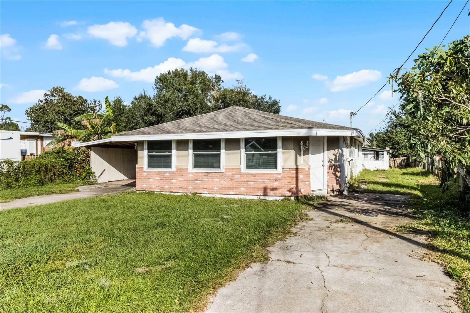 Property Photo:  6426 Jenny Drive  FL 33898 