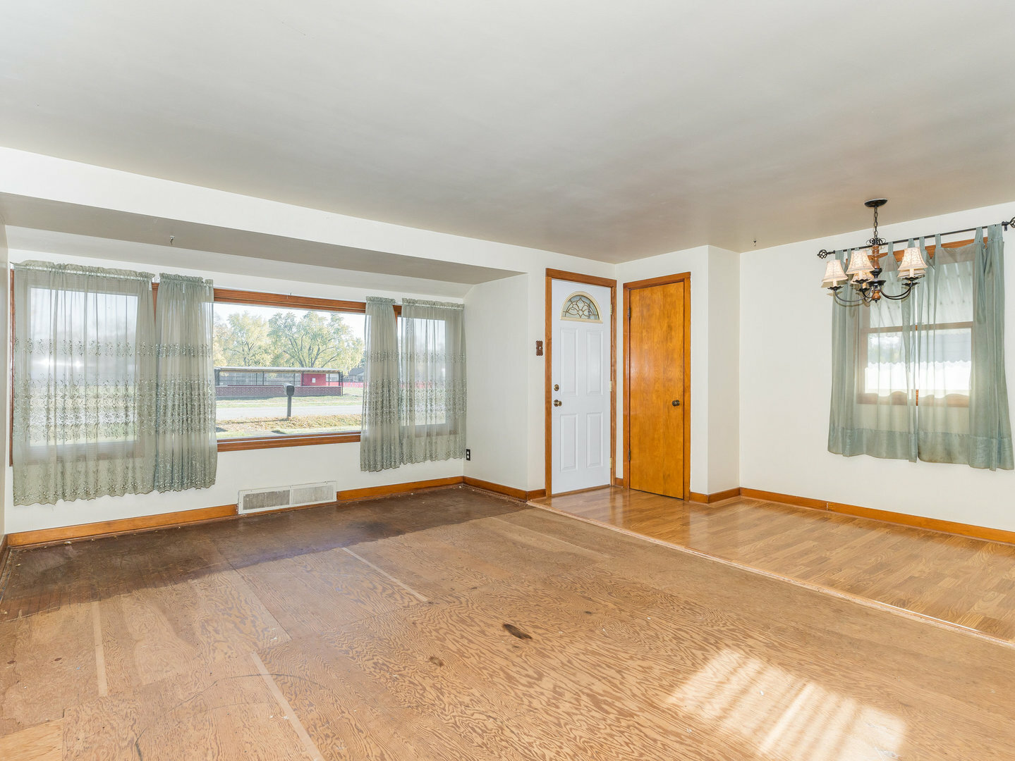 Property Photo:  25008 S Tryon Street  IL 60410 