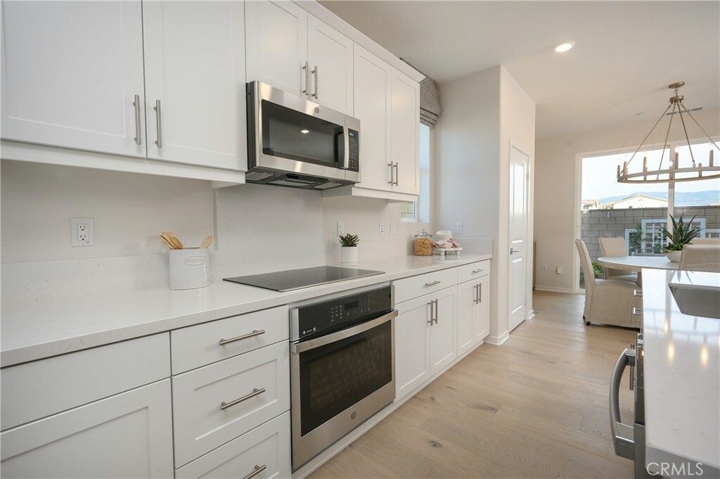 Property Photo:  10864 Bryn Mawr Avenue  CA 92373 