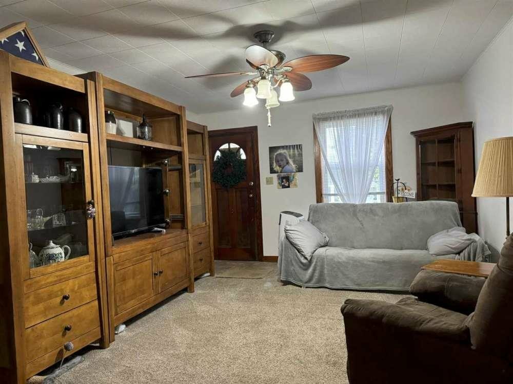 Property Photo:  1316 Harris Street  IN 47374 