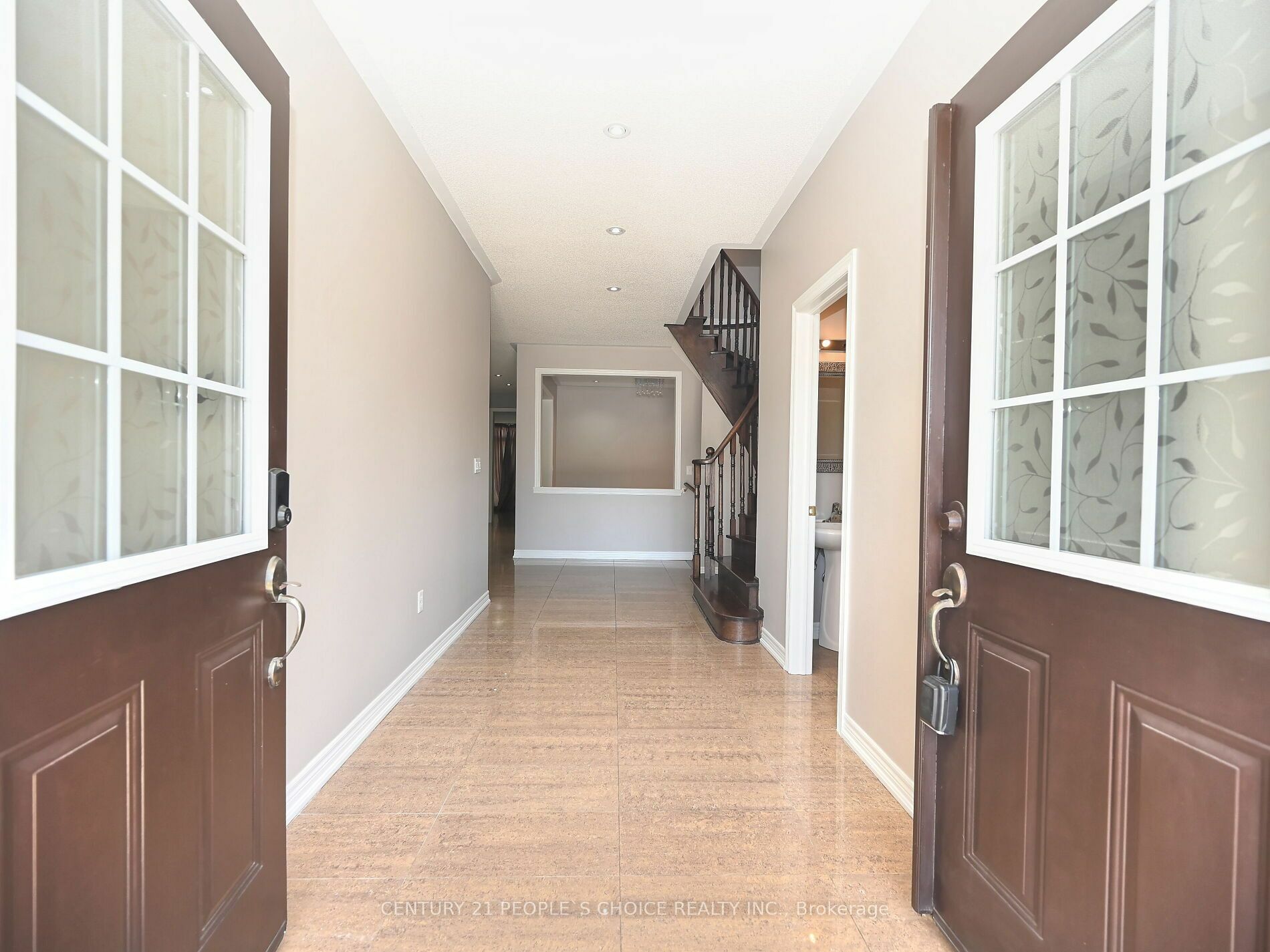 Property Photo:  44 Gardenbrooke Tr  ON L6P 3J3 