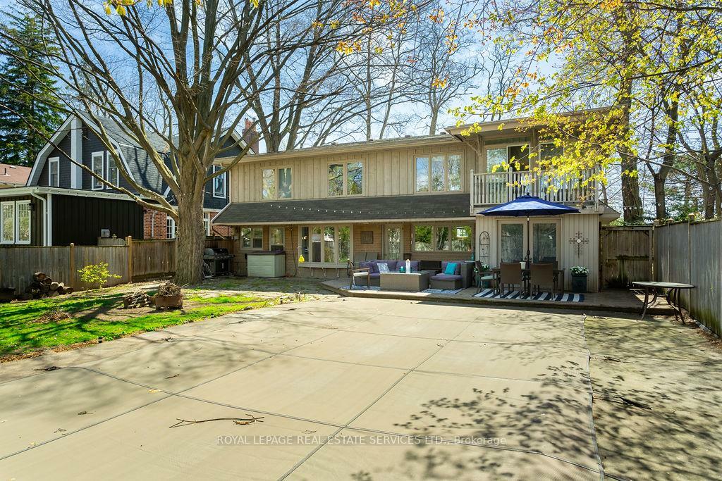 Property Photo: 319 Macdonald Road ON L6J 2A8