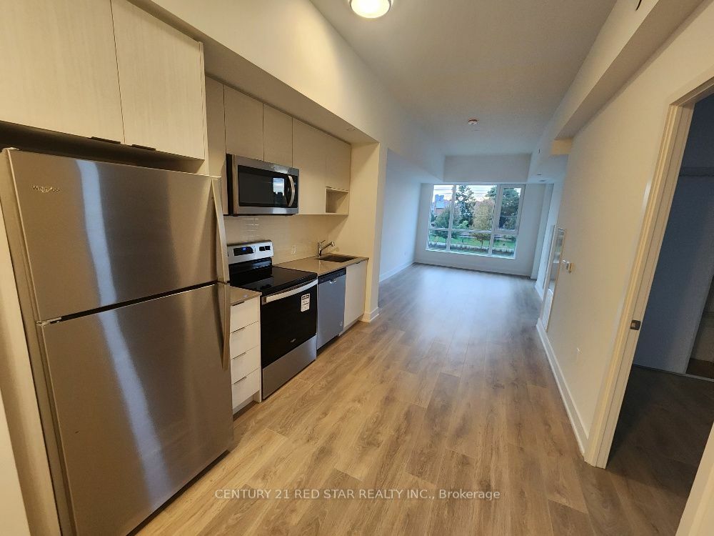 Property Photo:  202 Burnhamthorpe Rd E 206  ON L5A 4L4 