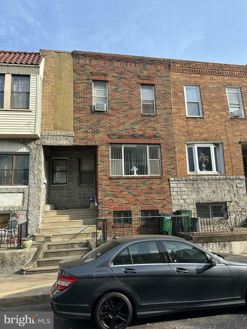 Property Photo:  2835 S Beulah Street  PA 19148 