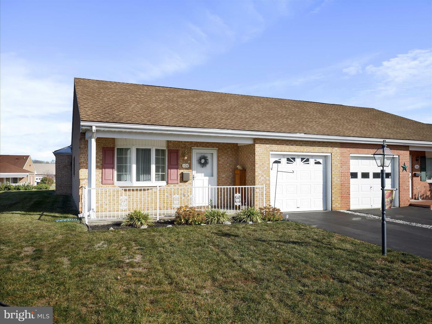 Property Photo:  104 Sunflower Drive  MD 21740 