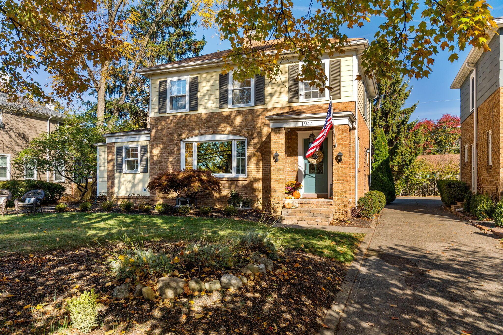 Property Photo: 1944 W 5th Avenue OH 43212