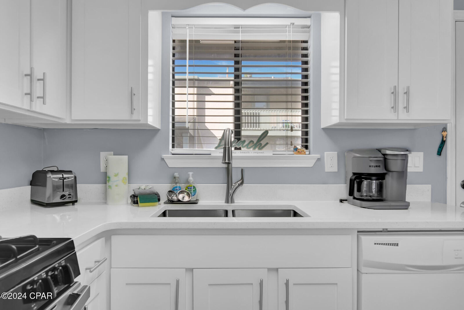 Property Photo:  170 W Leslie Lane  FL 32407 