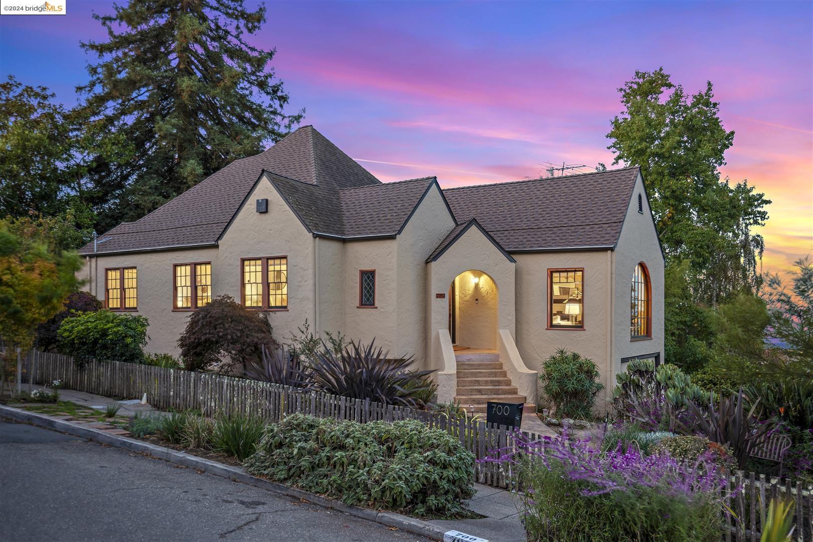 Property Photo: 700 Cragmont Ave CA 94708