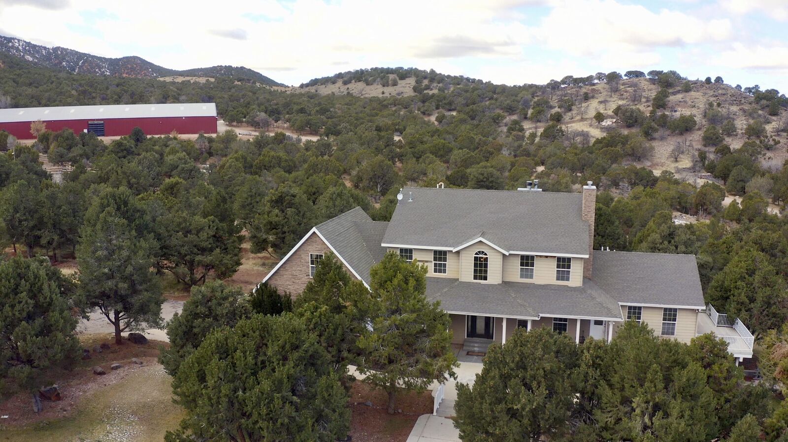 Property Photo:  1627 W 950 S  UT 84761