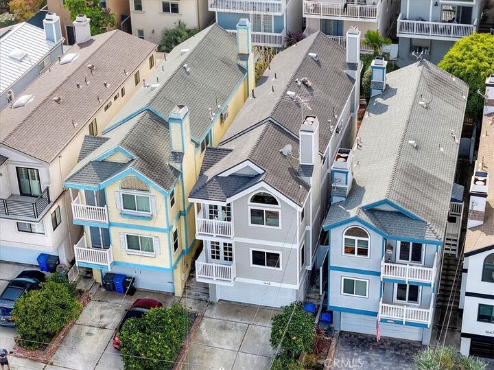 Property Photo: 1643 Stanford Avenue CA 90278
