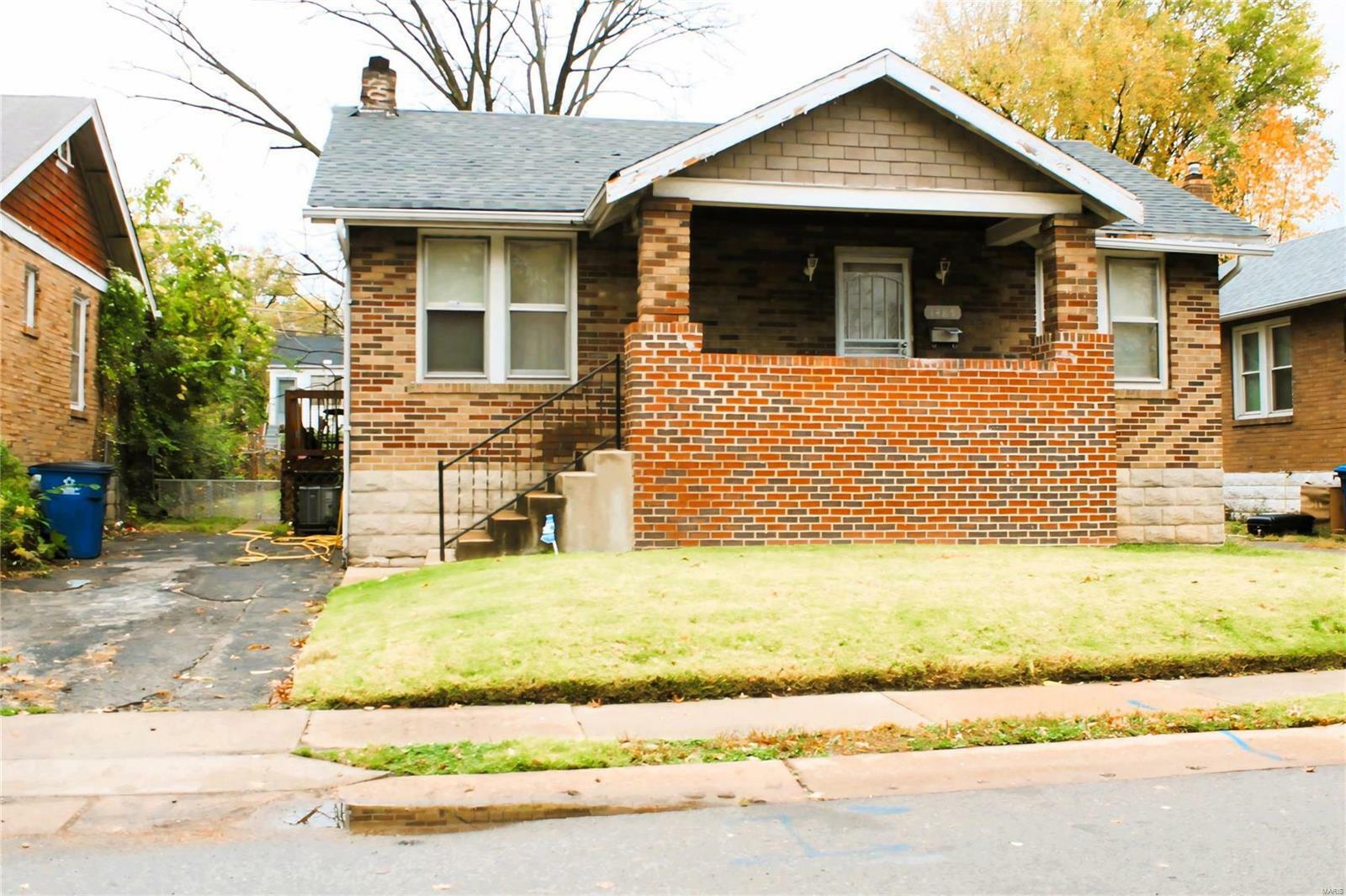 Property Photo:  1485 Engelholm Avenue  MO 63133 