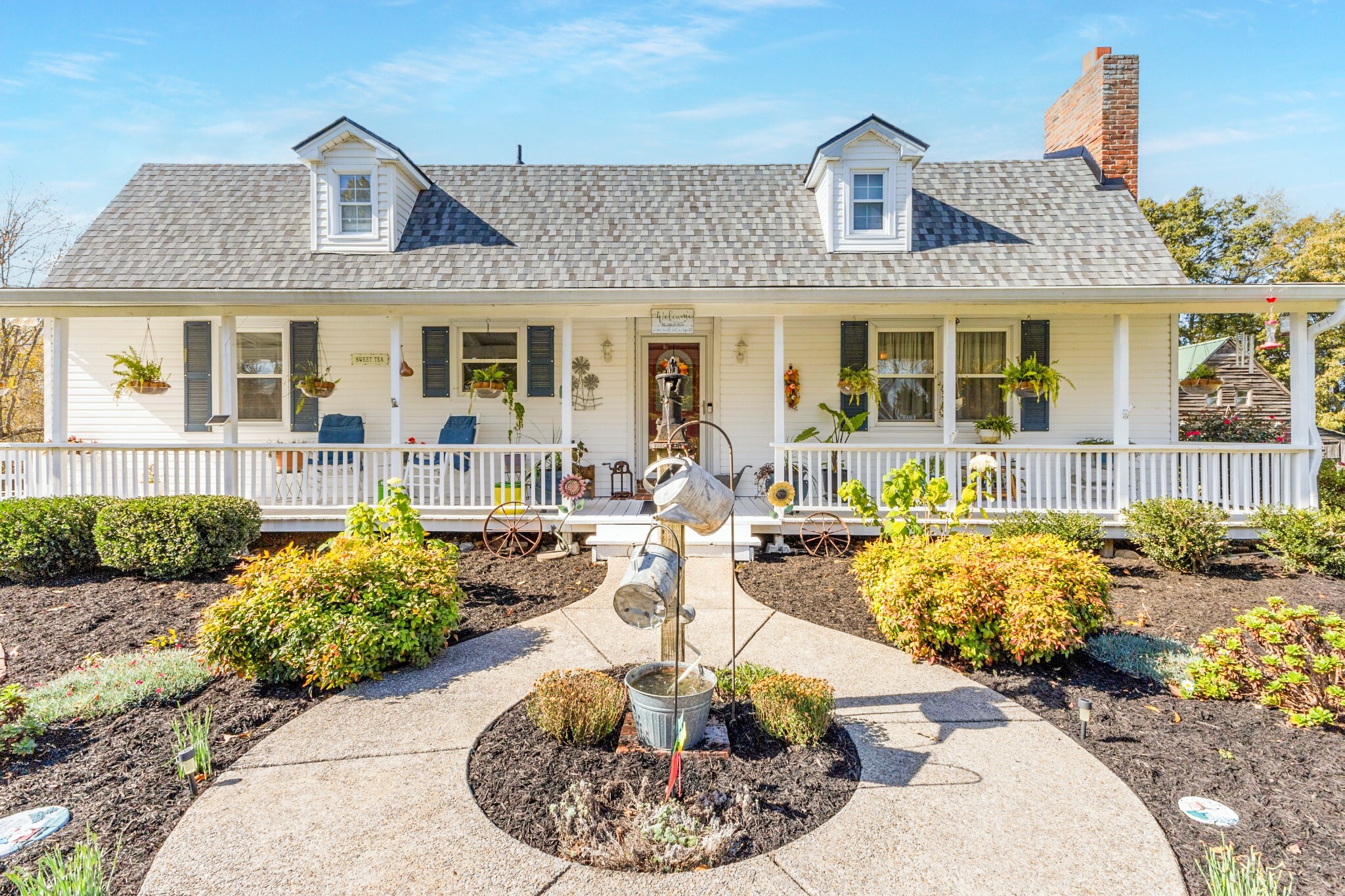 Property Photo: 2760 Cave Springs Rd TN 37172