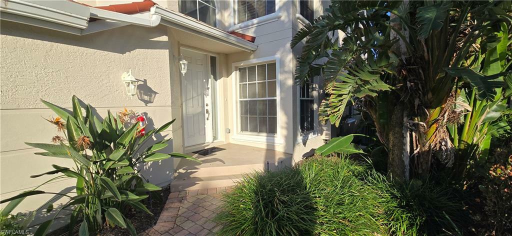 Property Photo:  1510 Clermont Dr E 204  FL 34109 