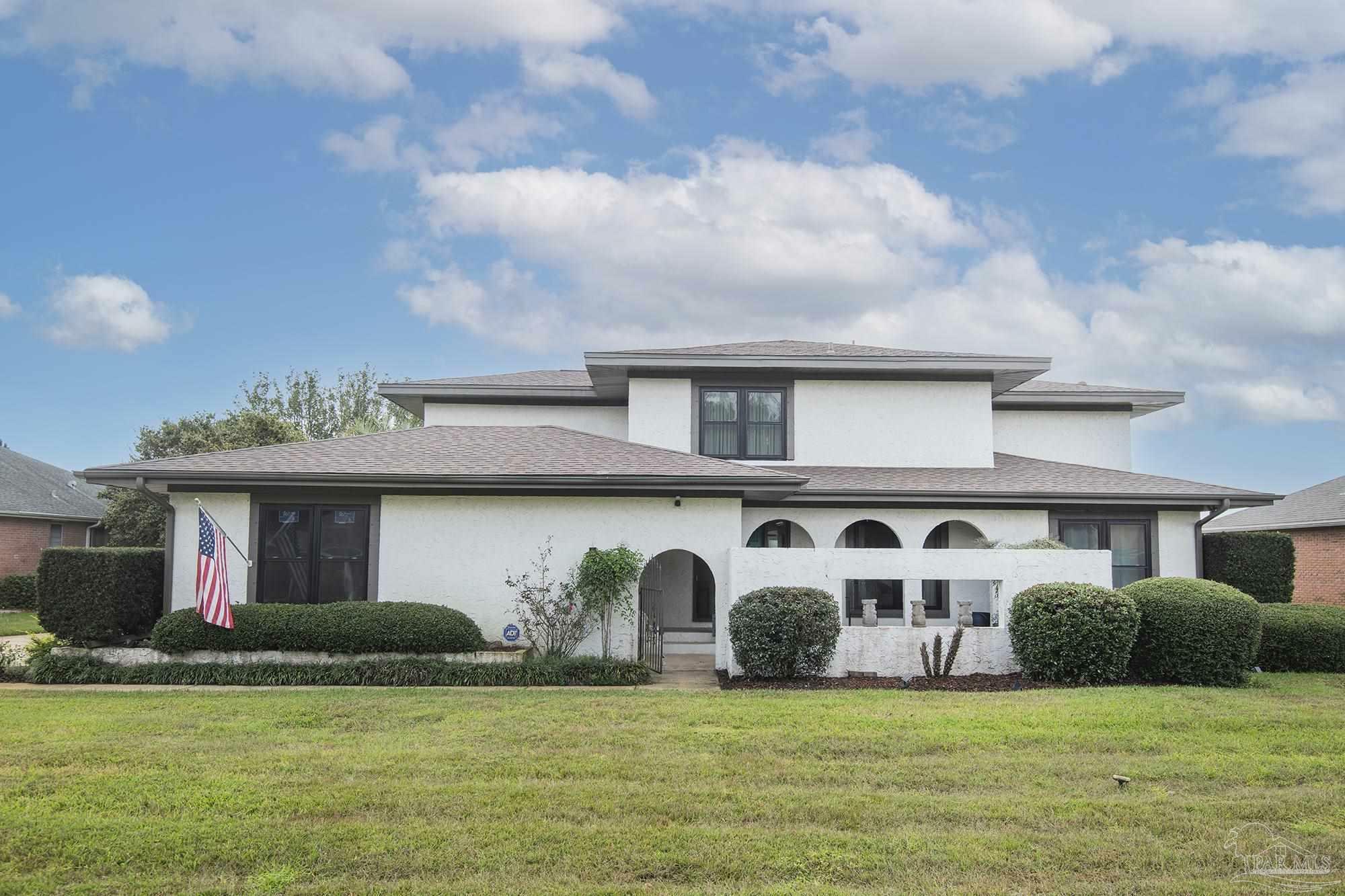 Property Photo:  6507 Lake Charlene Dr  FL 32506 