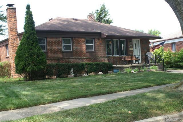 Property Photo:  33630 Gertrude Street  MI 48184 