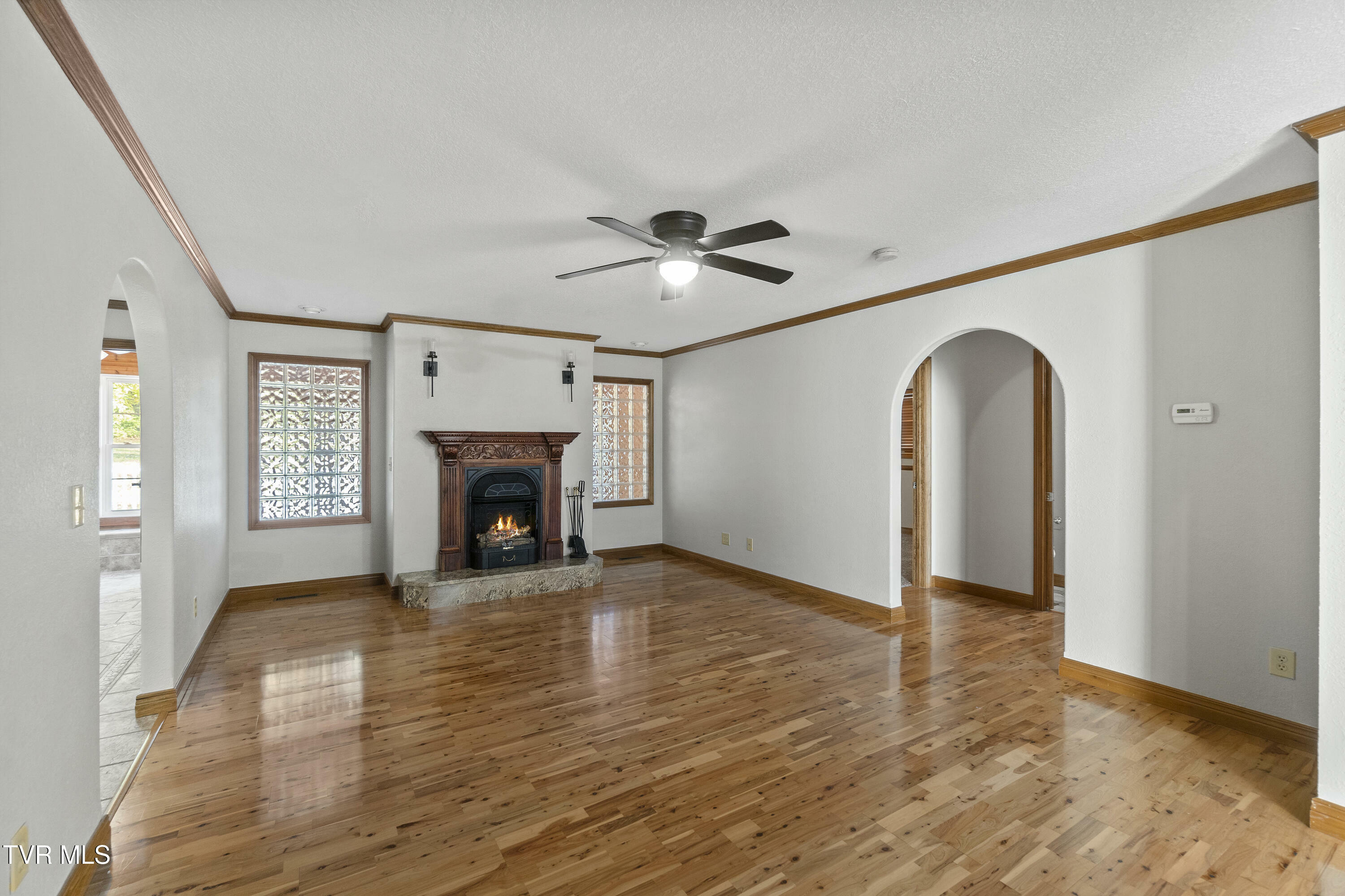 Property Photo:  410 Royce Street  TN 37743 