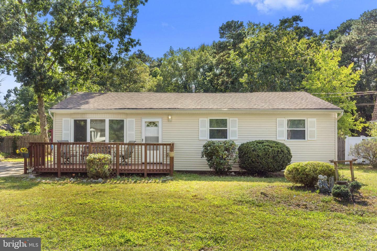 Property Photo:  232 Green Street  NJ 08857 