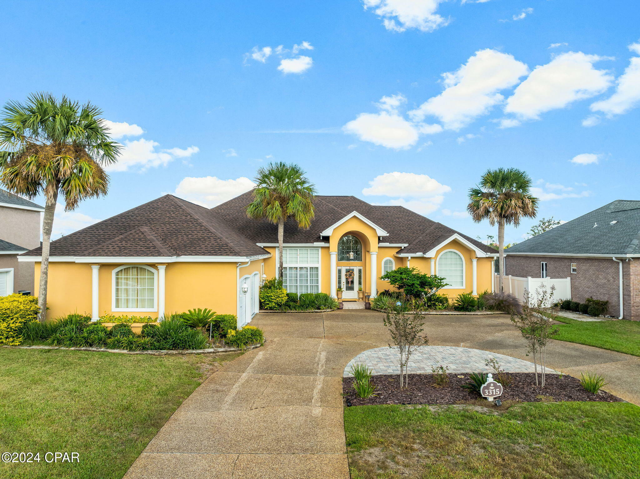 Property Photo:  3315 Country Club Drive  FL 32444 