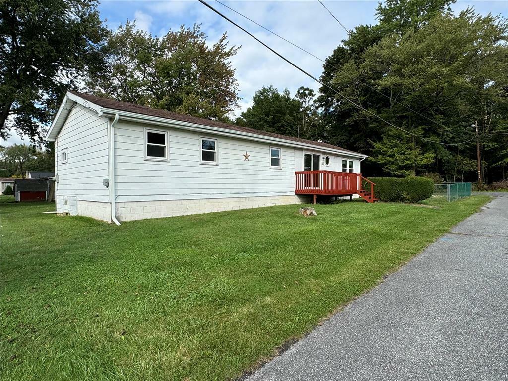 Property Photo:  529 Short Road  PA 18064 