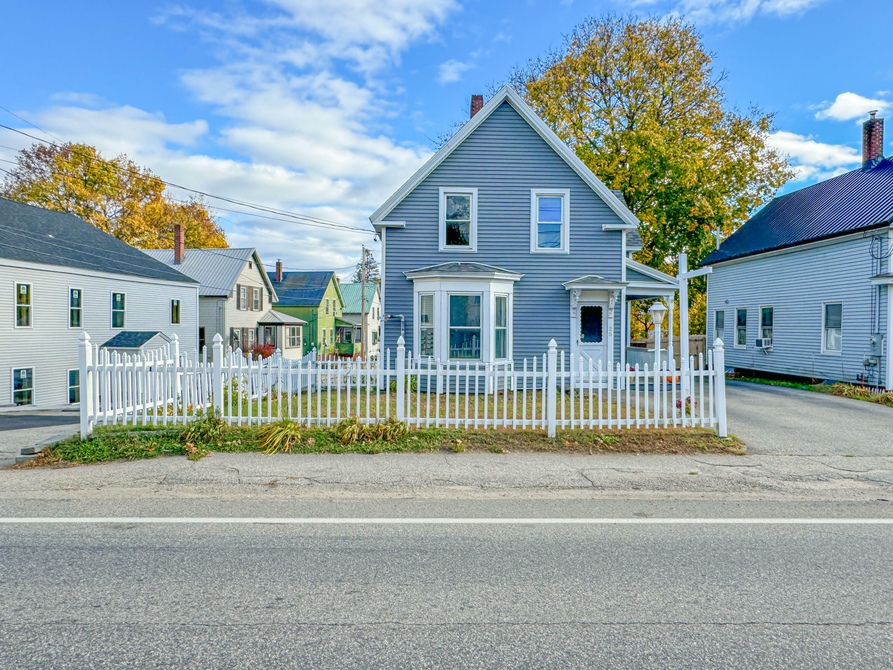 Property Photo:  25 Cottage Street  ME 04073 