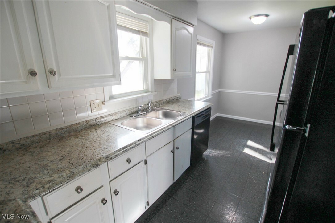 Property Photo:  1801 Ridgelawn Avenue  OH 44509 