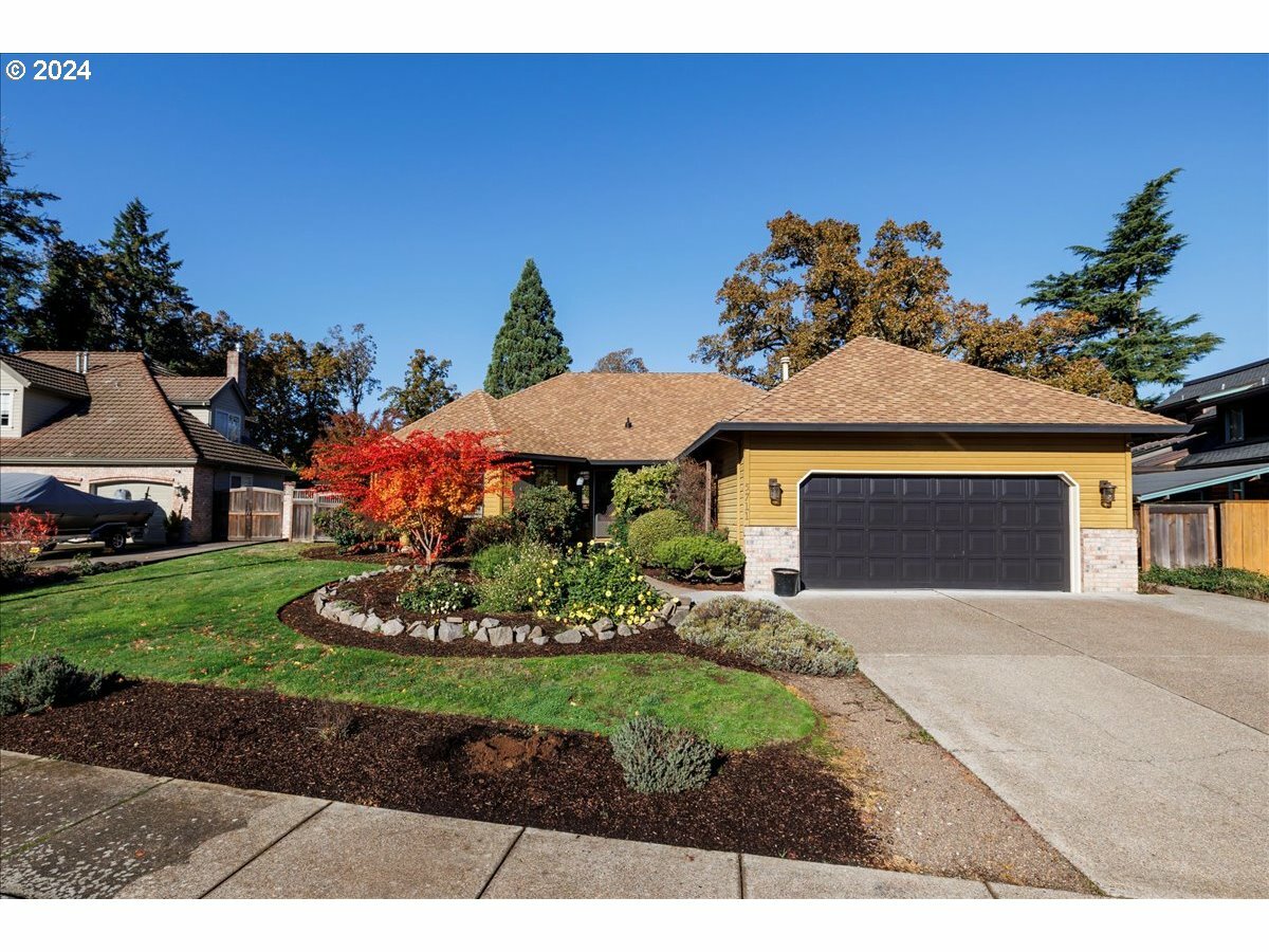 5711 SE Gaitgill Ct  Milwaukie OR 97267 photo