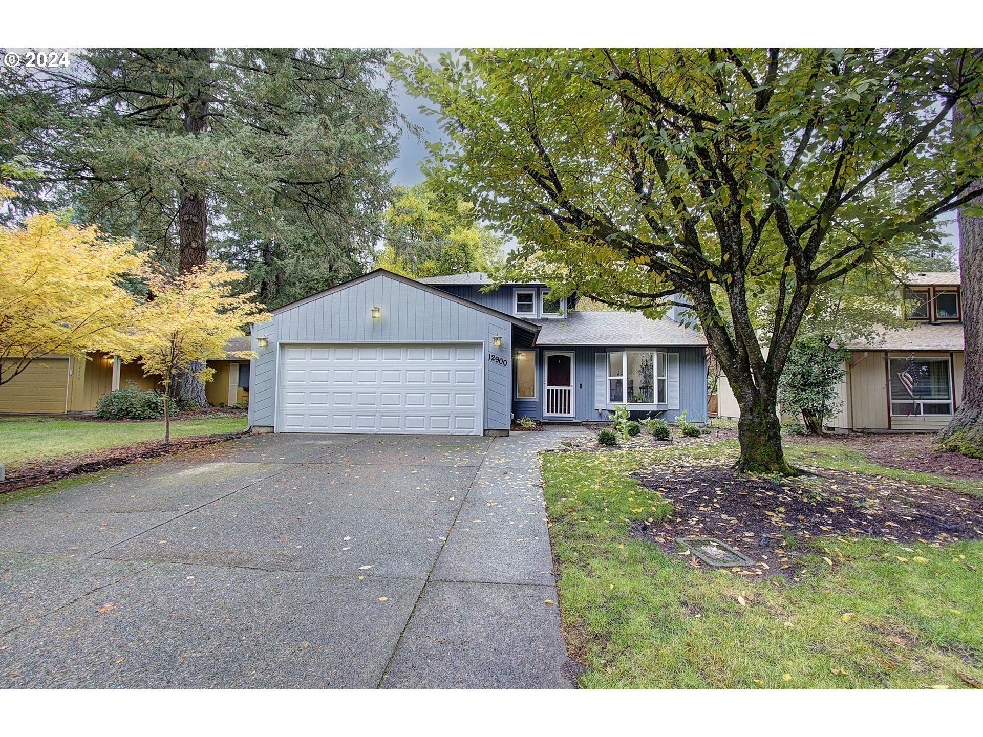 Property Photo:  12900 NE 5th St  WA 98684 