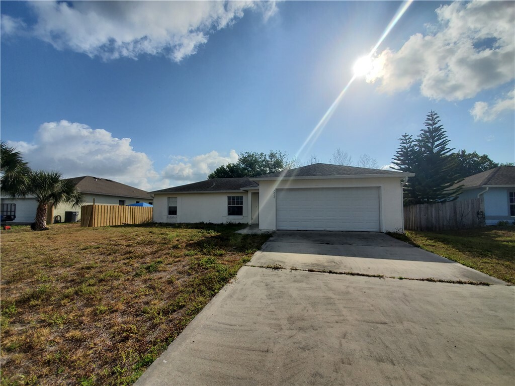 Property Photo:  7836 101st Avenue  FL 32967 