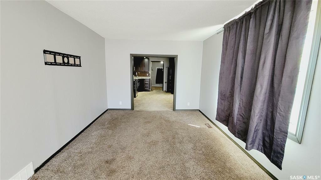 Property Photo:  145 3rd Avenue NE  SK S9H 2G4 