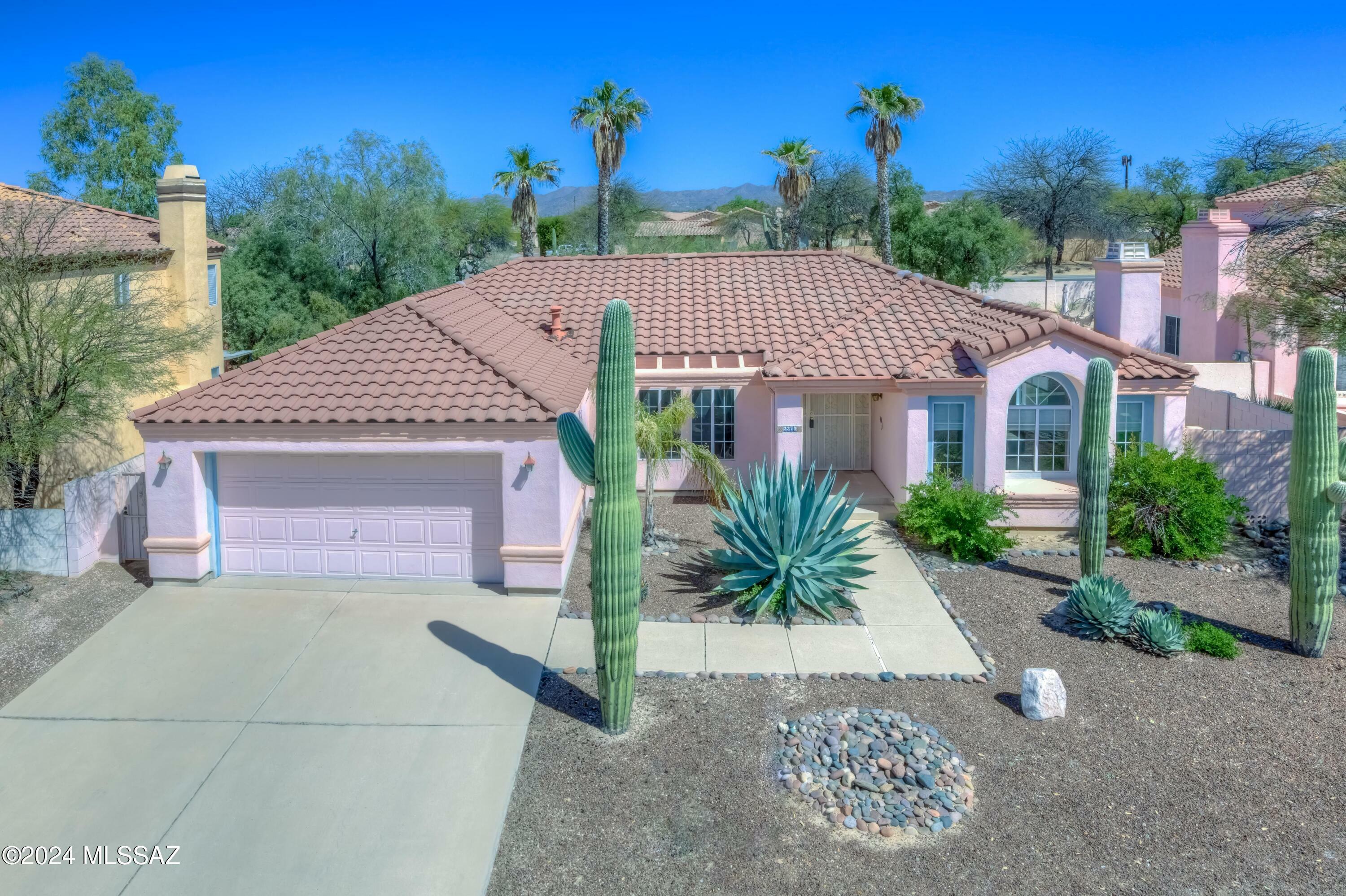 Property Photo:  3370 W Canyon Flower Trail  AZ 85742 