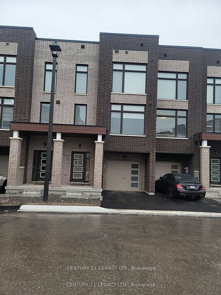 Photo de la propriété:  4 Queenpost Dr  ON L6Y 0B7 