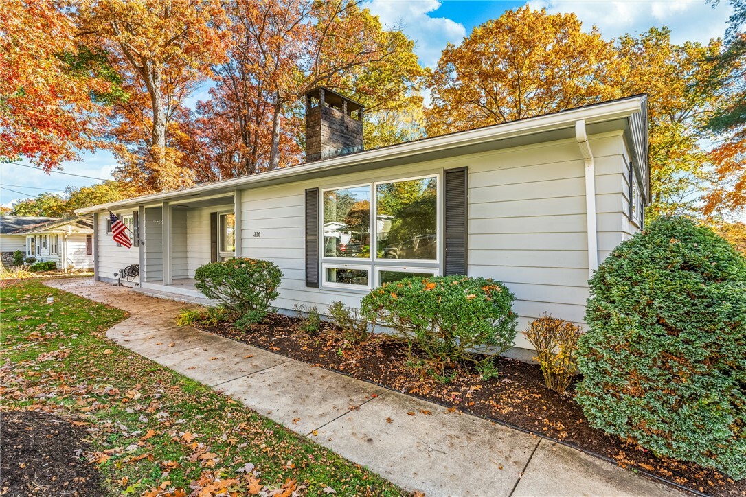 Property Photo:  316 Pinoak Drive  PA 16323 