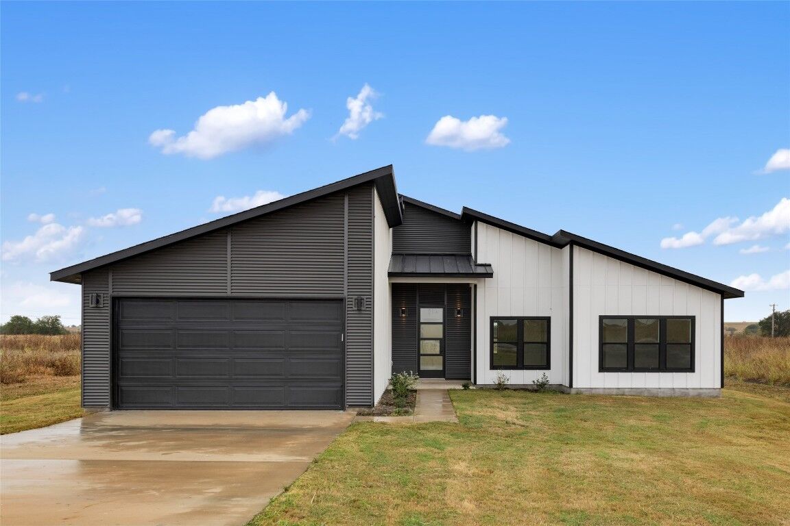 Property Photo: 15121 Armstrong Estates Road TX 76571