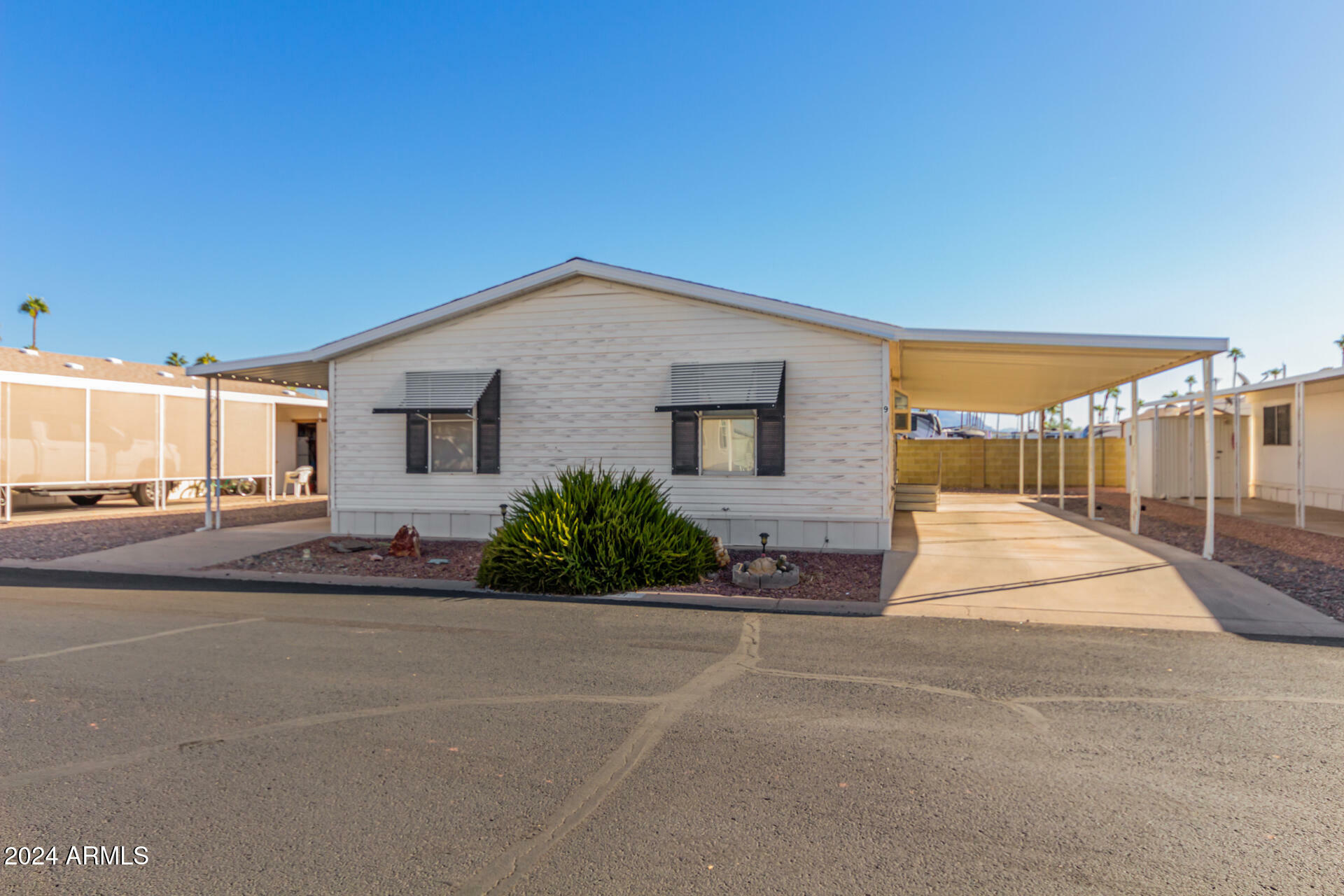 Property Photo: 10936 E Apache Trail 9 AZ 85120
