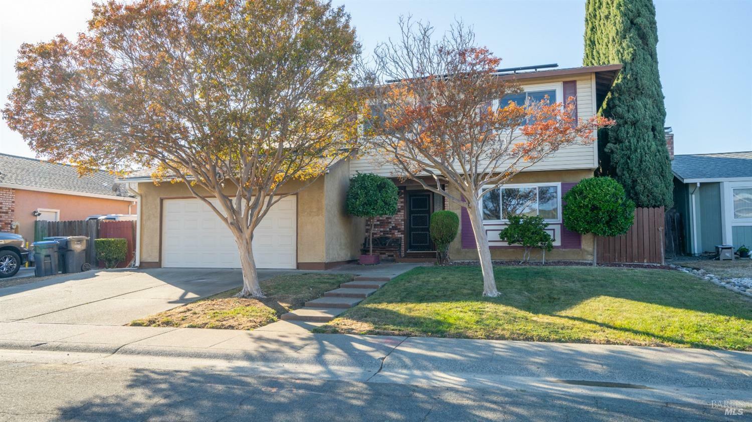 Property Photo:  820 Scoter Way  CA 94585 