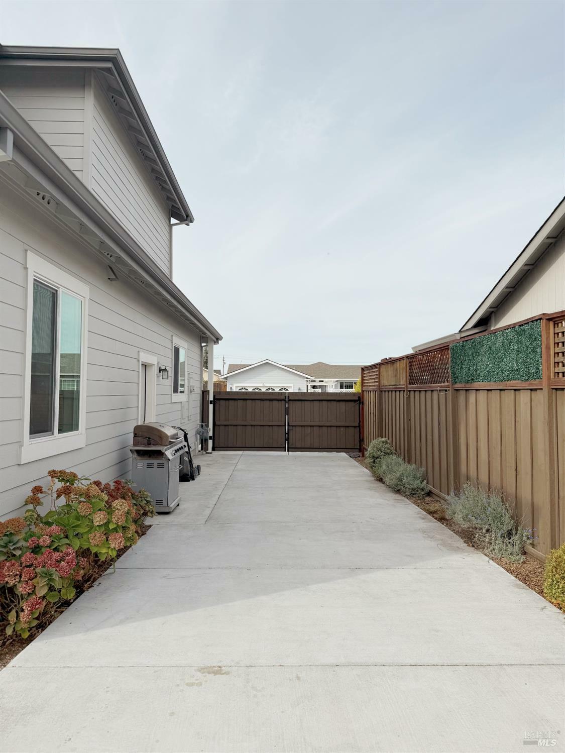 Property Photo:  3716 Crestview Drive  CA 95403 