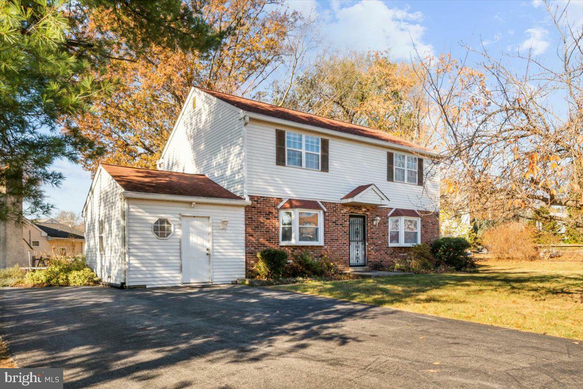 Property Photo:  352 Maiden Lane  PA 19462 