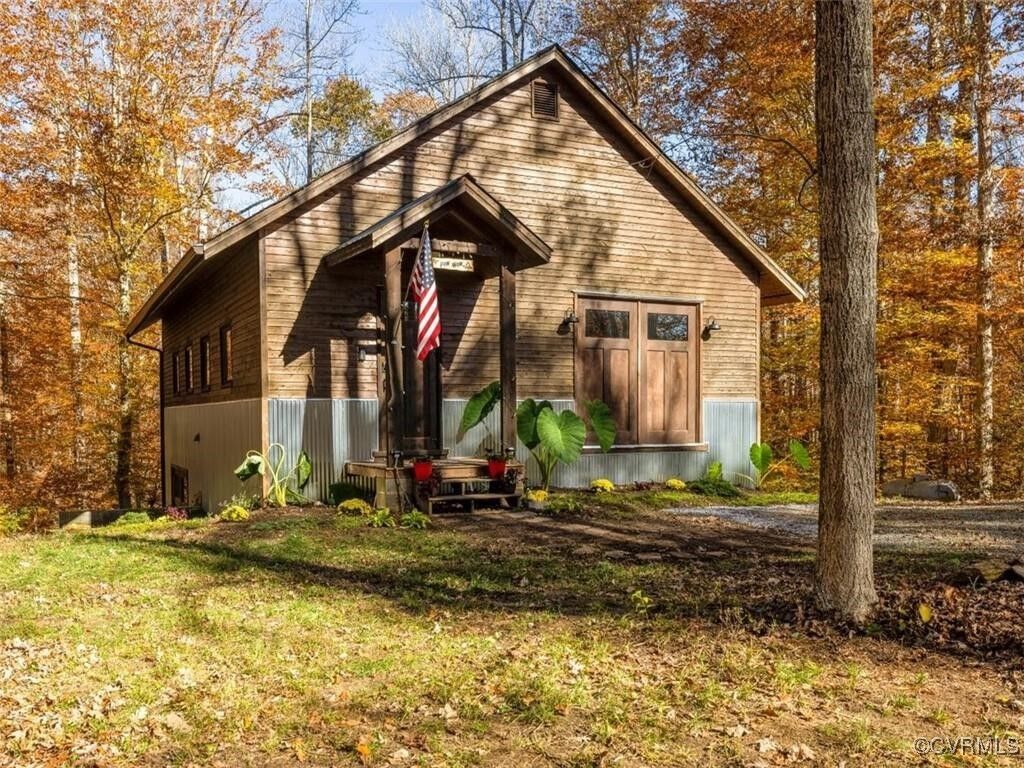Property Photo:  4025 Garrett Road  VA 23139 